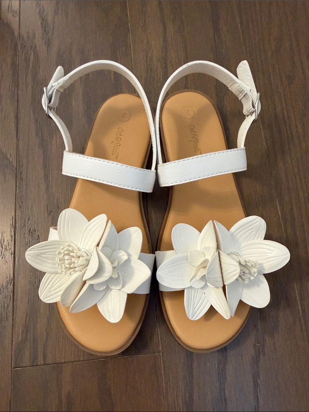 Girl’s White Floral Strap Sandals
